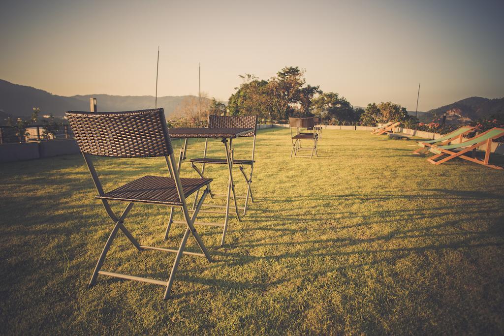 Hotel On Hilltop Kathu Bagian luar foto
